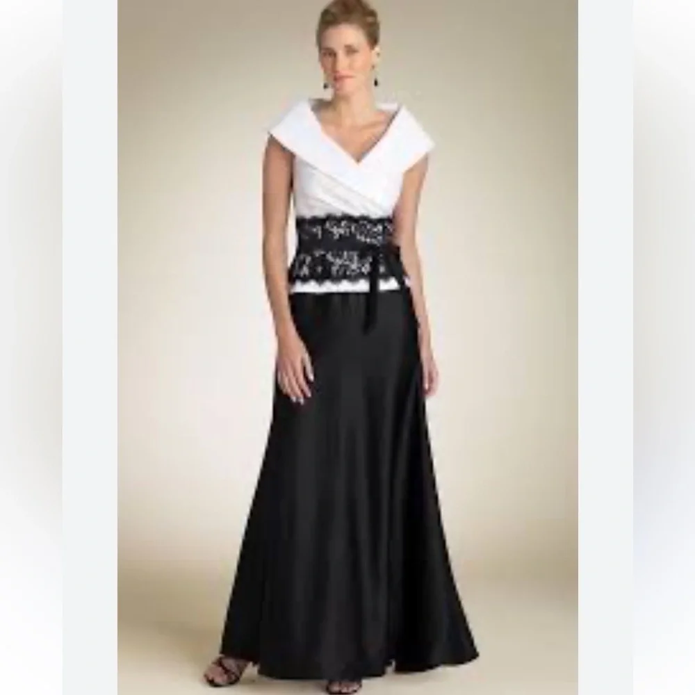 Elegant Chic Black and White Lace Maxi Dress belted wide shoulder sz 12 formal